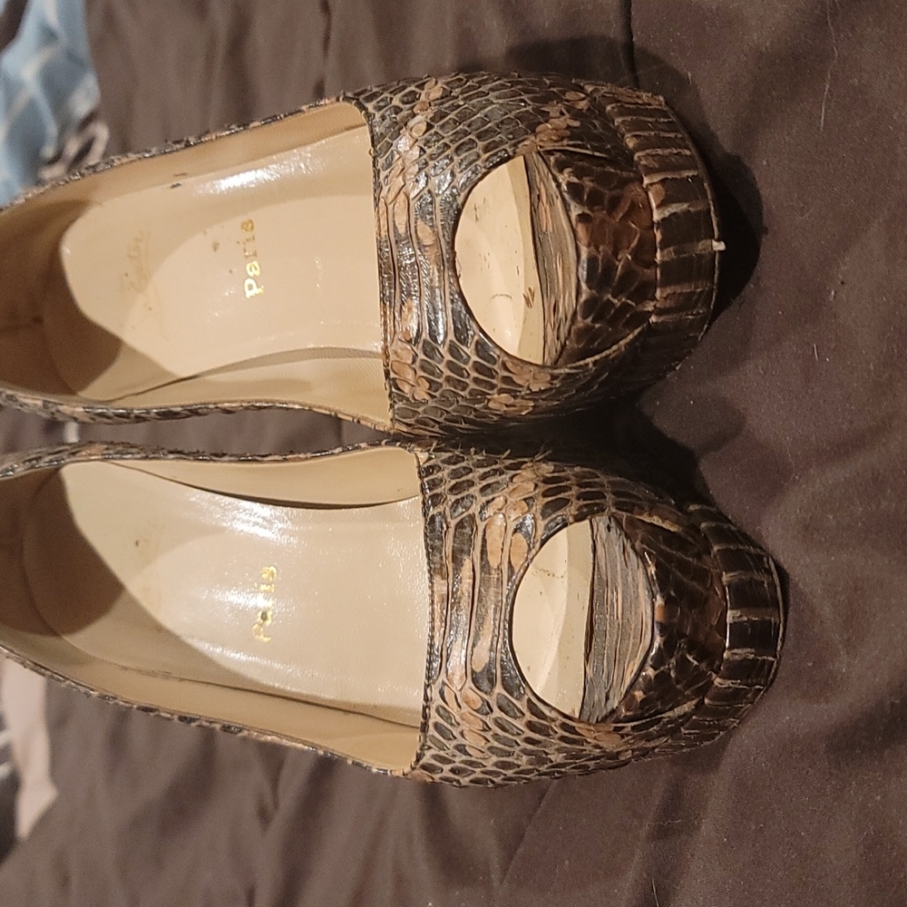 Python Platform Peep Toe Louboutin - image 2